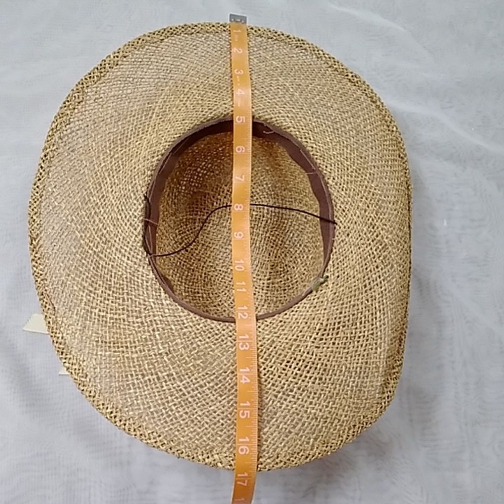 Vintage Handmade Straw Hat - Picture 5 of 6
